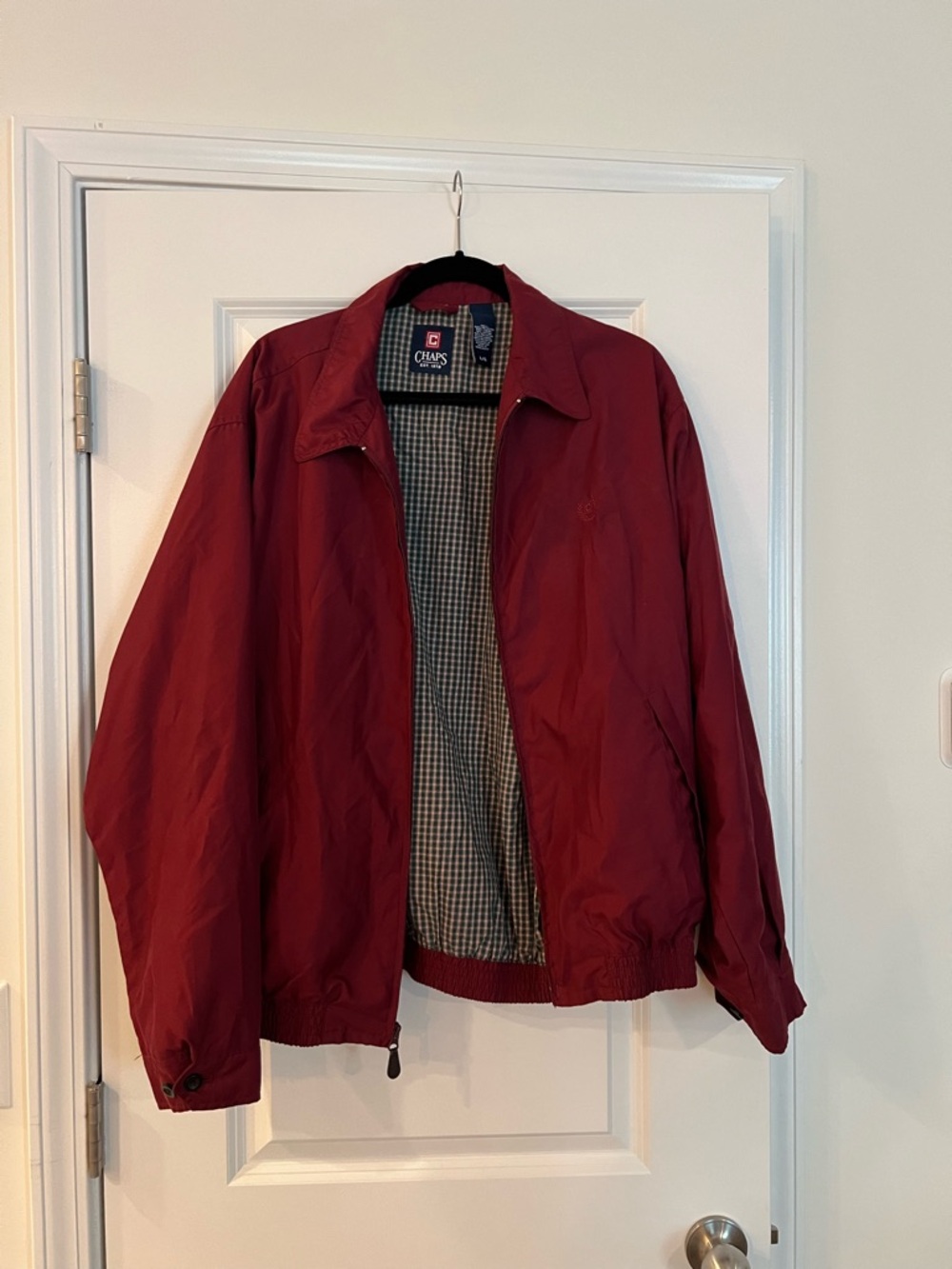 Chaps Men’s Lightweight Harrington Jacket - Burgundy size large Like New